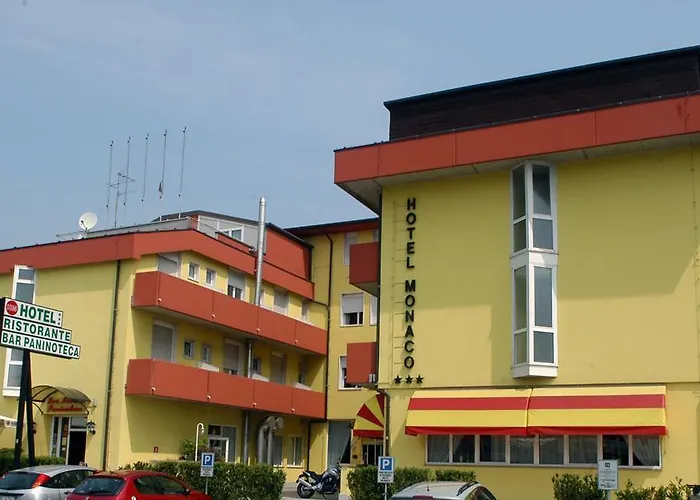Monaco 3*
