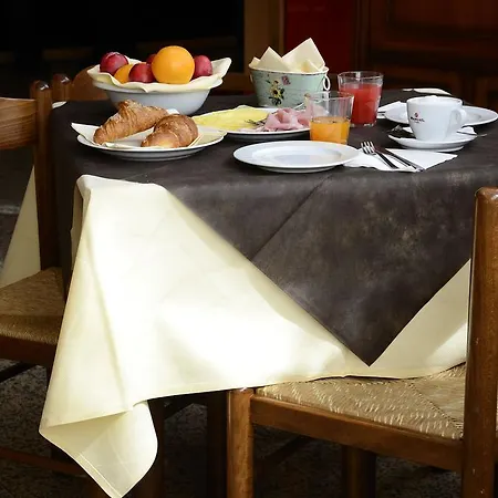 Monaco فندق فيرونا