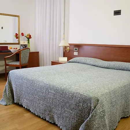Monaco Отель 3*